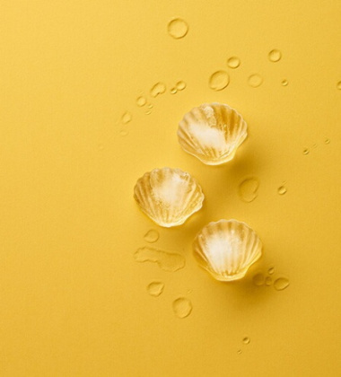 Silikonowy pojemnik do kostek lodu Shell Ice Cube Tray Żółty