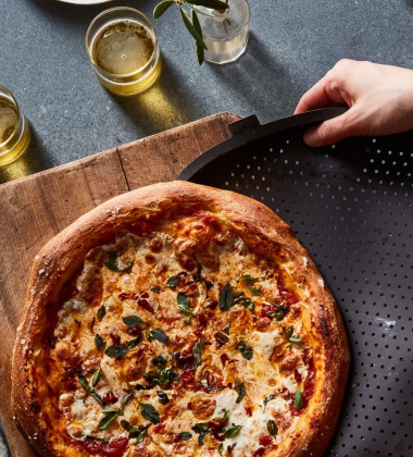 Mata do pizzy perforowana 36 cm ROUND PIZZA MAT CRUNCHY by Lekue
