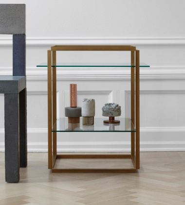 Stolik FLORENCE Side Table Small Raw Gold Frame w. Clear Glass Shelves