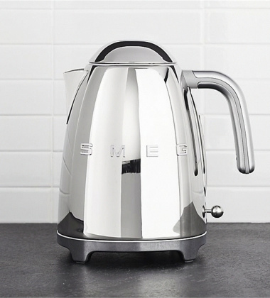 Czajnik elektryczny retro SMEG 50's Style 1,7L Chrom