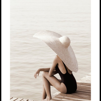 Plakat 50x70 WOMAN ON THE PIER