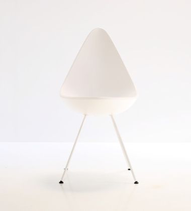 Krzesło DROP Plastic Chair 3110 Arne Jacobsen Białe