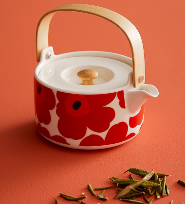 Dzbanek do herbaty z sitkiem z porcelany OIVA UNIKKO Teapot 700 ml Red-White