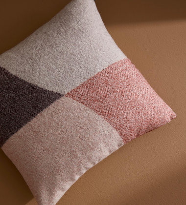 Poszewka na poduszkę z wełny 50x50 SAMBARA Cushion Cover Brown-Off White-Red