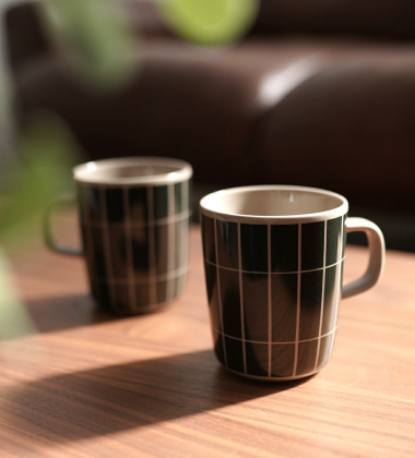 Kubek z uchem z porcelany 250 ml TIILISKIVI Mug Dark Green-Terra