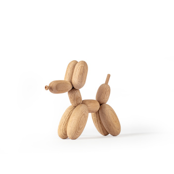 Drewniana figurka pieska 13x5,5x16,5 cm BALLOON D'OG Small White Oak by BoyHood