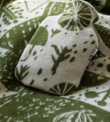 Termofor z wełny z wzorem METSIKKÖ 2L Olive-White