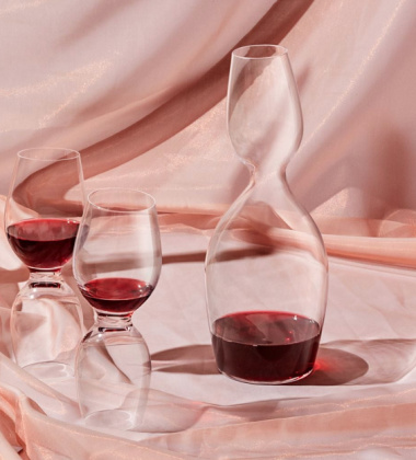 Karafka do wina-dekanter 2,1L RED OR WHITE Wine Decanter by Ron Arad