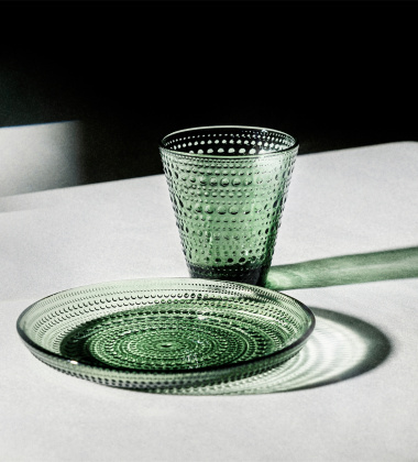 Talerz szklany KASTEHELMI PLATE 17 cm Pine Green