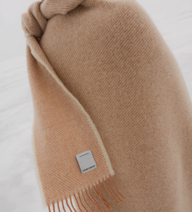 Koc wełniany z frędzlami 130x200 ILO Wool Blanket - Powder-White