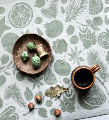 Bieżnik na stół lniany 46x150 TALVEN TUOKSUT Tablerunner - Linen-Green
