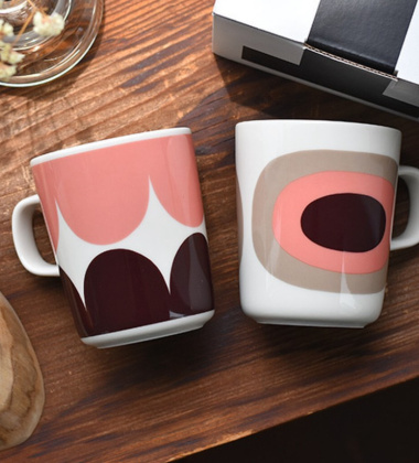 Kubek z porcelany z uchem 250 ml MELOONI Mug Dark Wine-Powder-Clay